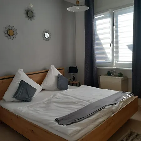 Altstadt Oase アパートホテル